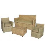 Muebles de esparto artesanales.