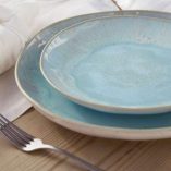Plato verde agua
