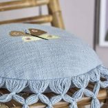 Cojín decorativo para cama